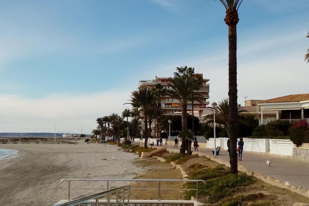 Wendy Y Antonio.Alicante- Santa Pola- Piscina/Playa المظهر الخارجي الصورة